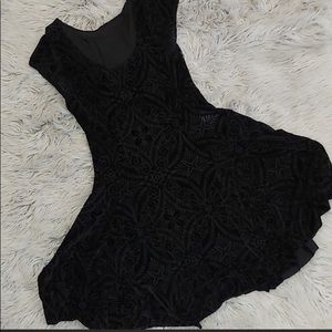 BlackMilk Xs burned velvet capped sleeve